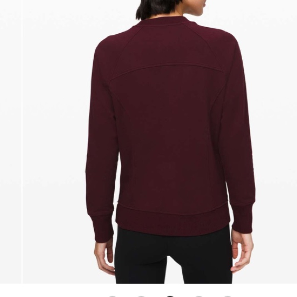 Lululemon Scuba Crew
Garnet Size 8